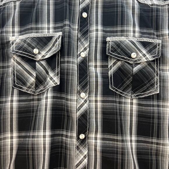 BKE Button Down Shirt Men's Size L Black White Plaid Athletic Fit Western - Picture 2 of 14